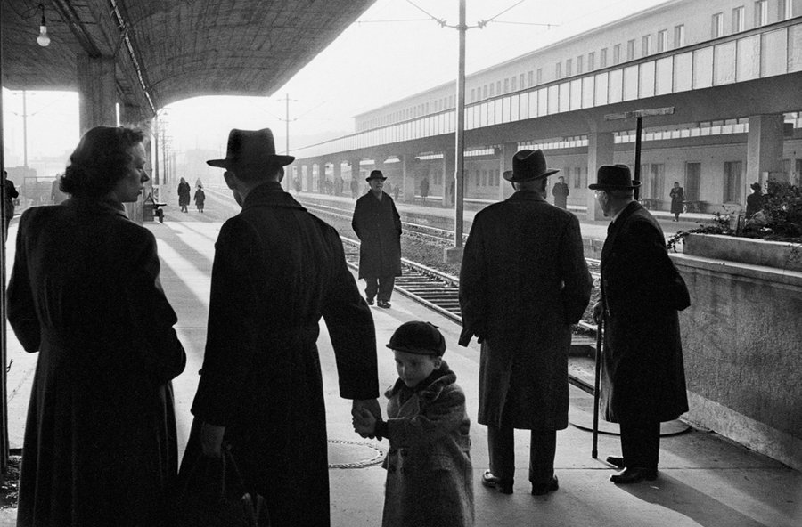 The Western Railway Station in Vienna,   Austria 1953, © Erich Lessing